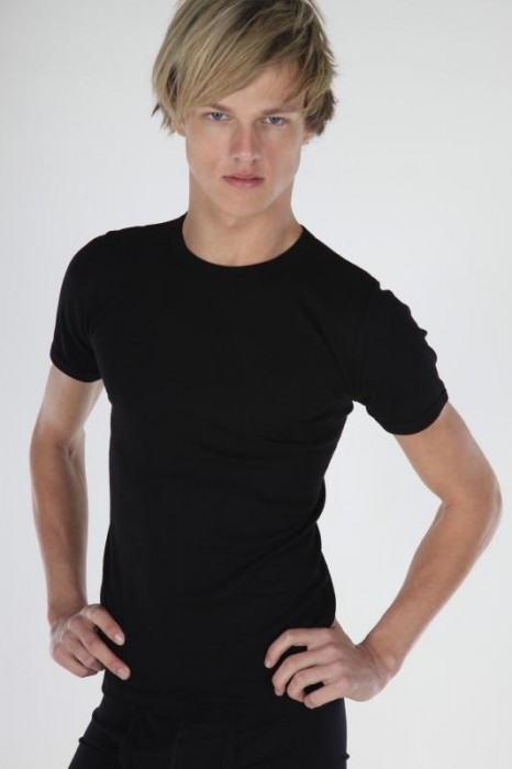 T-Shirt met ronde hals (zwart)